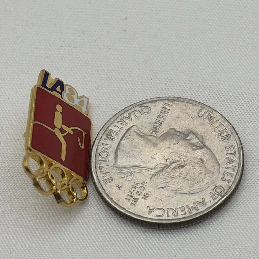 1984 Los Angeles Olympics Equestrian Horse Event Lapel Hat Pin